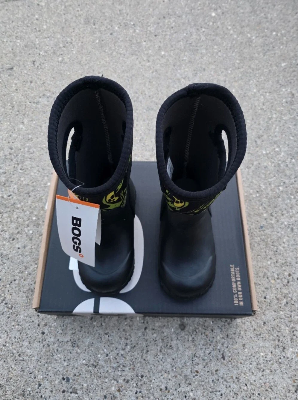 Bogs Kids Black and Green Insulated Boots Toddler Boys 8K
